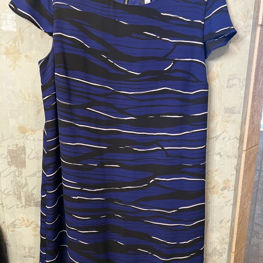Kensie Blue and Black Ruched Sheath Dress